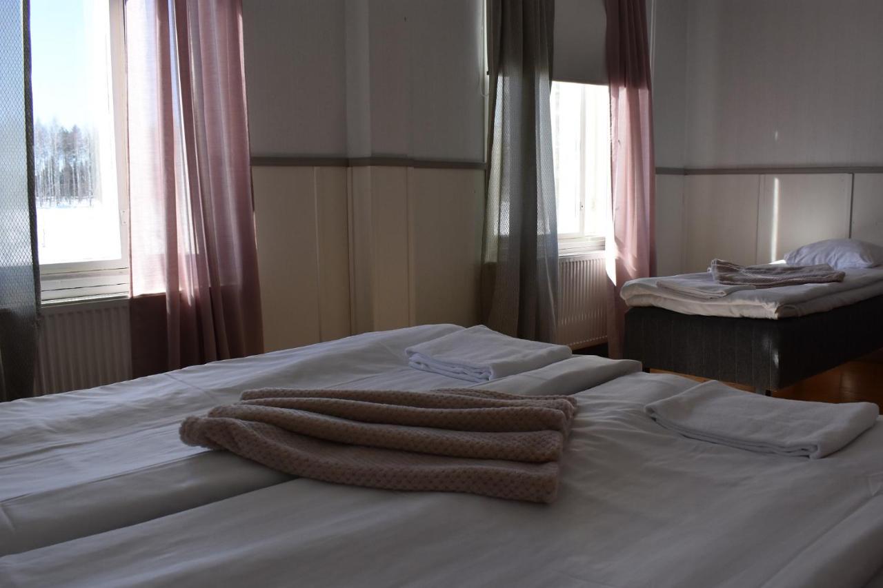 Kartanohostel Annacatharina 萨翁林纳 外观 照片